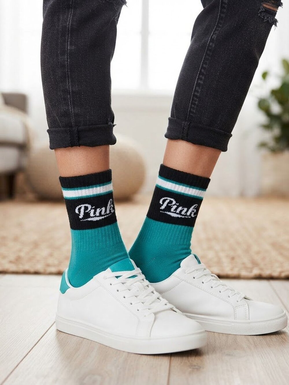 PINK Victoria's Secret Turquoise and White Casual‎ Socks